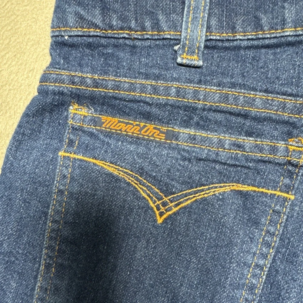 Vintage Levis Movin On Jeans Womens 26x28‎ Bootcut Talon Zipper